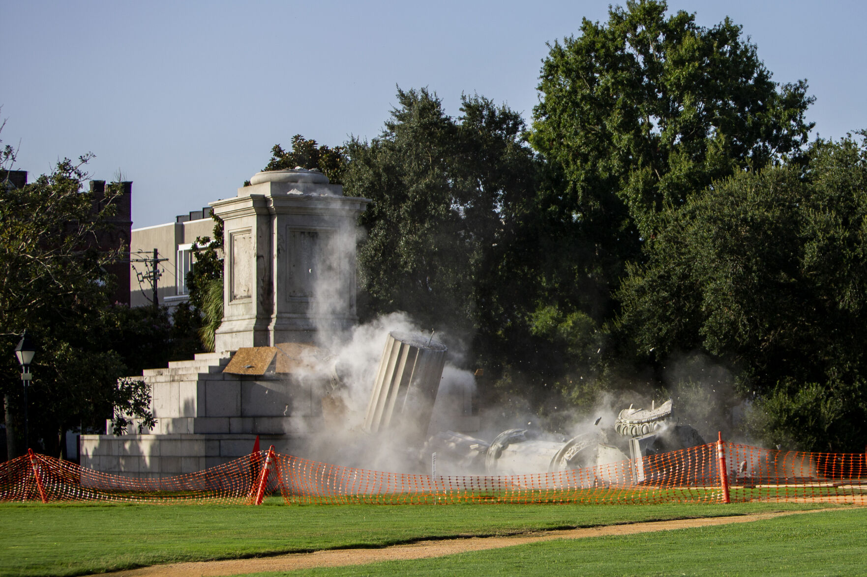 Calhounpedestalfalls_2.jpg